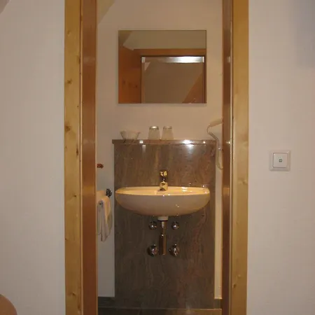 Hotel Zum Breiterle 2*